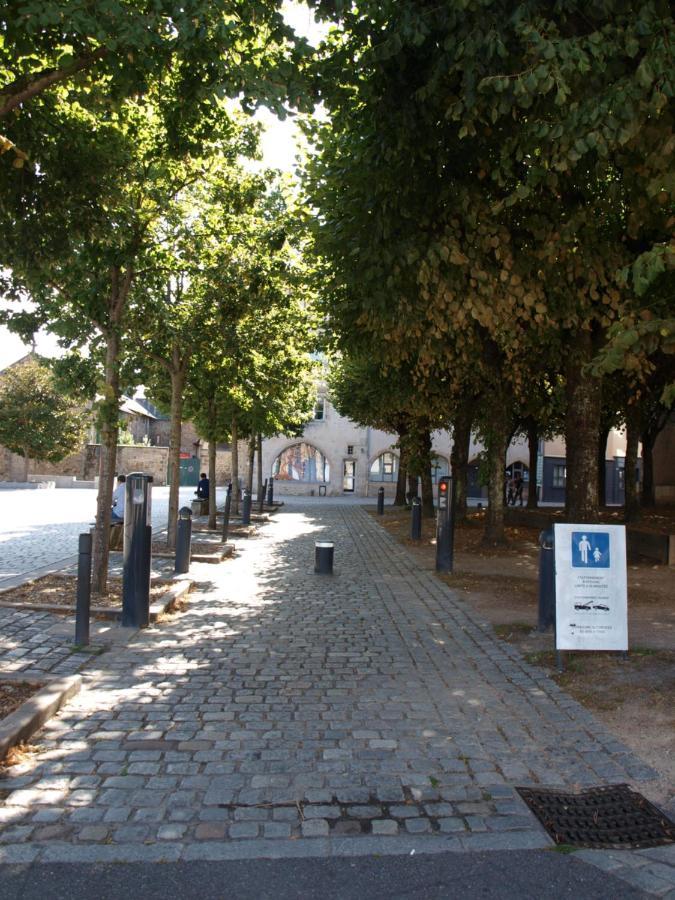Appart Face Au Mail Limoges Luaran gambar